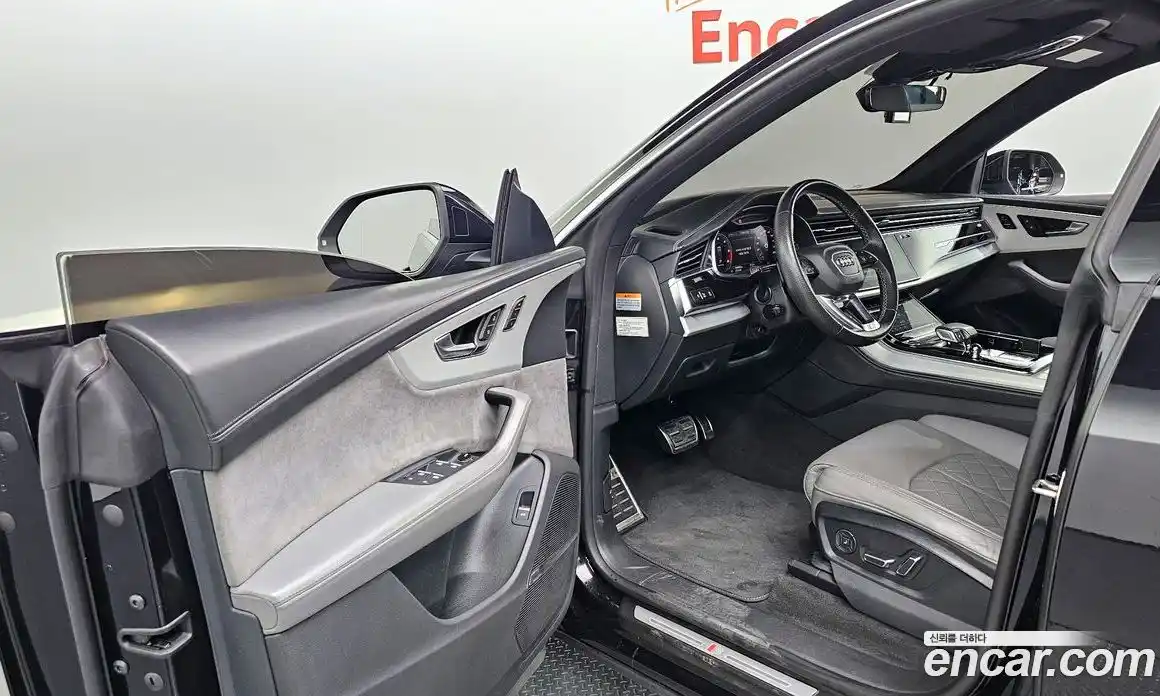 Audi Q8 2021 3.0 Автомат в Москве № 163811, фото 8