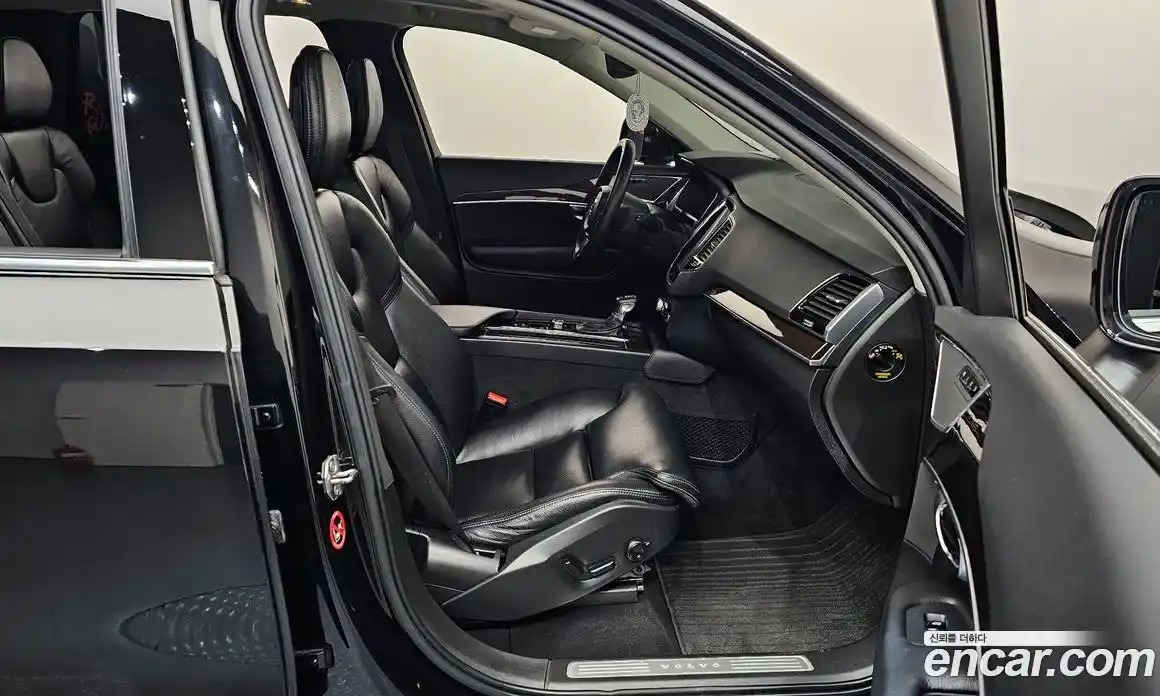 Volvo XC90 2019 2.0 Автомат в Москве № 164610, фото 11