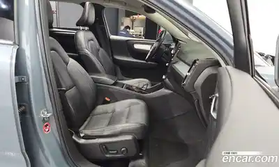 Volvo XC40 2020 2.0 Автомат в Москве № 164696, миниатюра 11