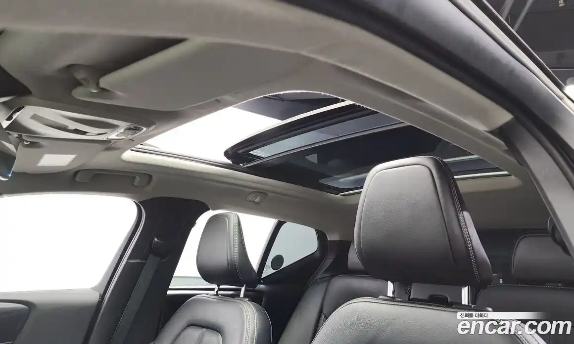 Volvo XC40 2020 2.0 Автомат в Москве № 164696, фото 17