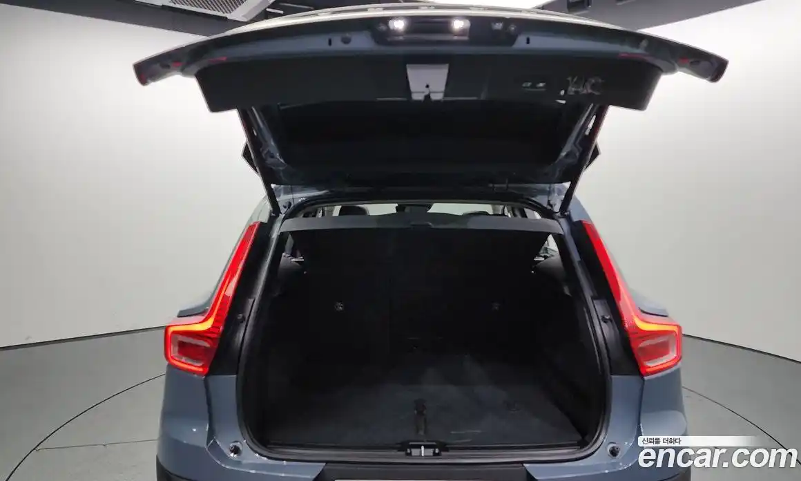 Volvo XC40 2020 2.0 Автомат в Москве № 164696, фото 20