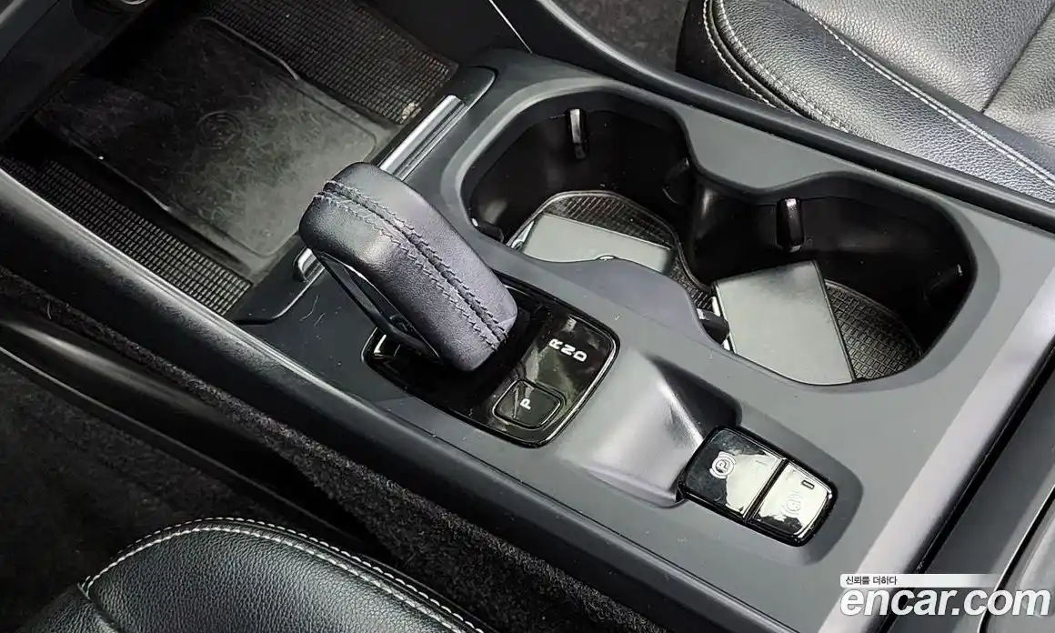 Volvo XC40 2020 2.0 Автомат в Москве № 164696, фото 9