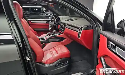 Porsche Cayenne 2023 3.0 Автомат в Москве № 165148, миниатюра 10