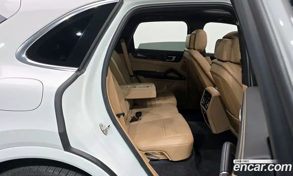 Porsche Cayenne 2020 3.0 Автомат в Москве № 165482, фото 12