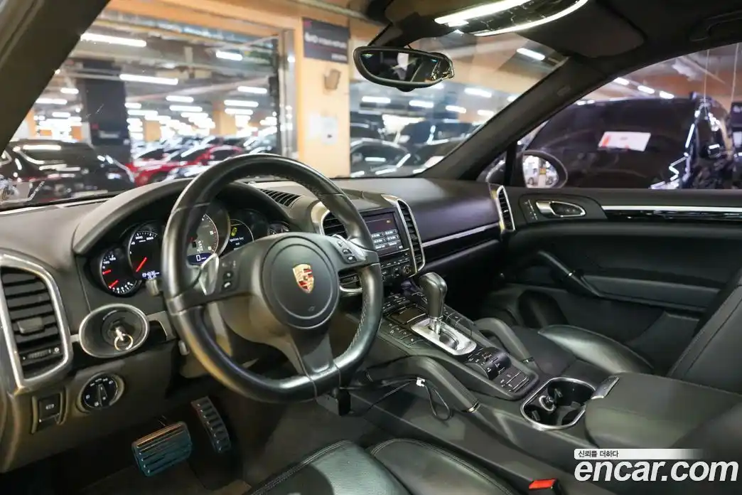 Porsche Cayenne 2014 4.1 Автомат в Москве № 165690, фото 11
