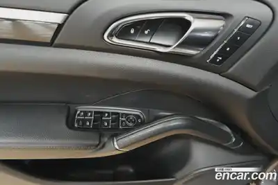 Porsche Cayenne 2014 4.1 Автомат в Москве № 165690, миниатюра 12