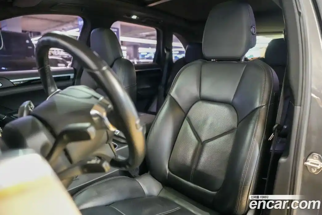 Porsche Cayenne 2014 4.1 Автомат в Москве № 165690, фото 14