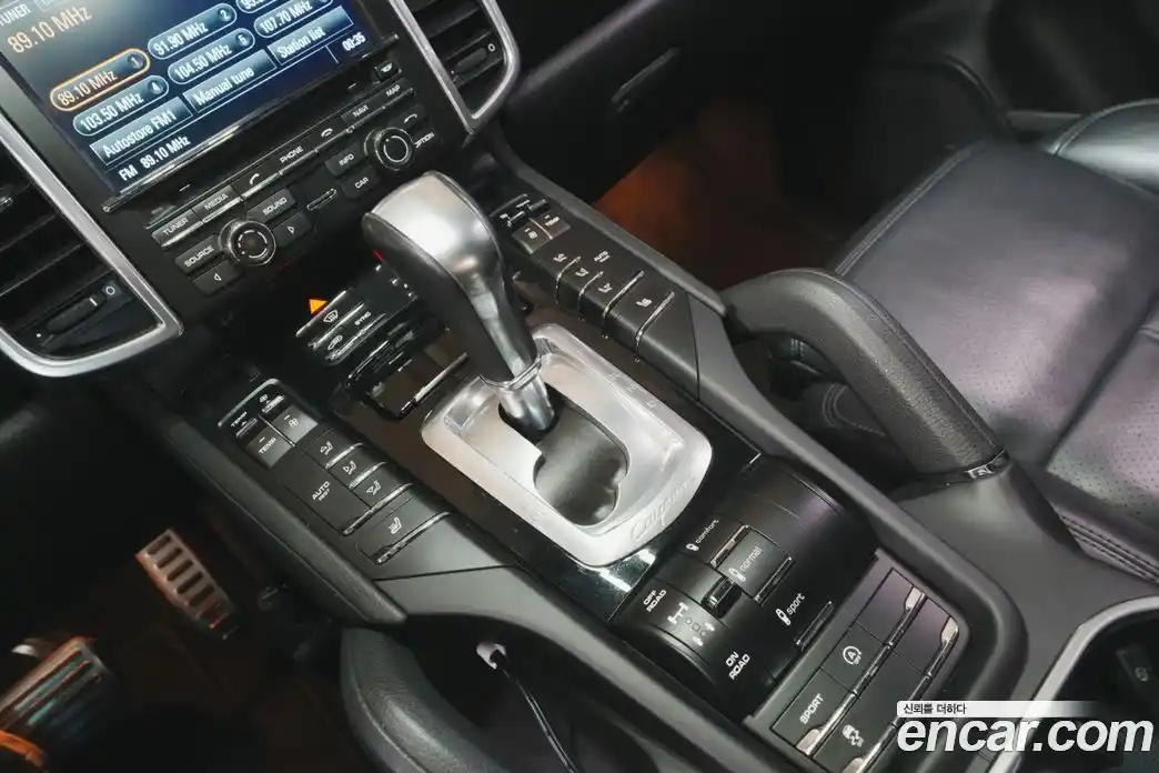 Porsche Cayenne 2014 4.1 Автомат в Москве № 165690, фото 17