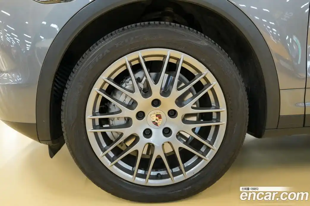 Porsche Cayenne 2014 4.1 Автомат в Москве № 165690, фото 6