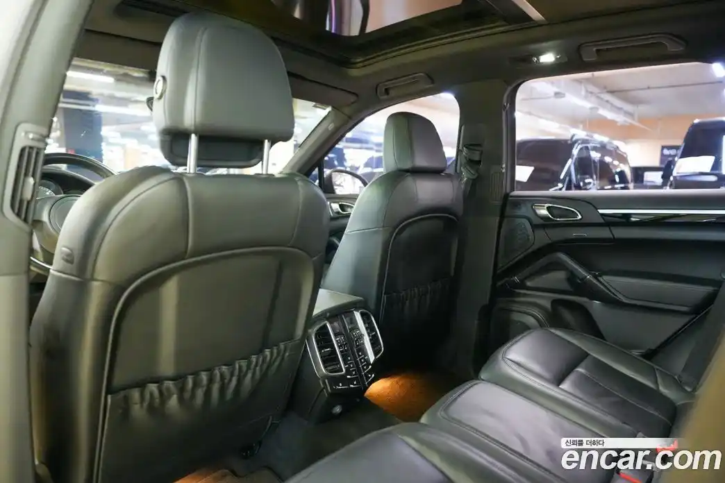 Porsche Cayenne 2014 4.1 Автомат в Москве № 165690, фото 8