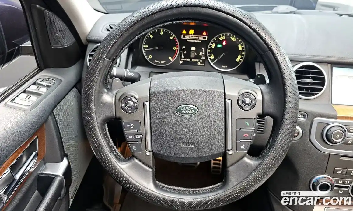 Land Rover Discovery 2016 3.0 Автомат в Москве № 166270, фото 3