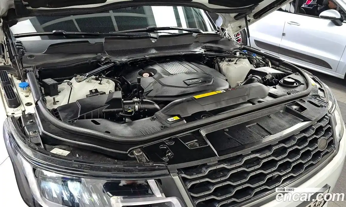 Land Rover Range-Rover Sport 2018 3.0 Автомат в Москве № 166368, фото 6