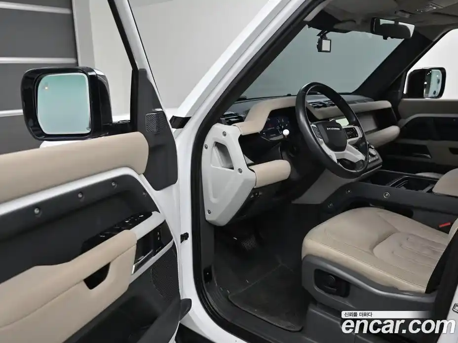 Land Rover Defender 2020 2.0 Автомат в Москве № 166868, фото 11