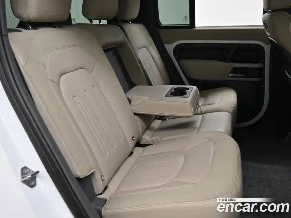 Land Rover Defender 2020 2.0 Автомат в Москве № 166868, фото 12