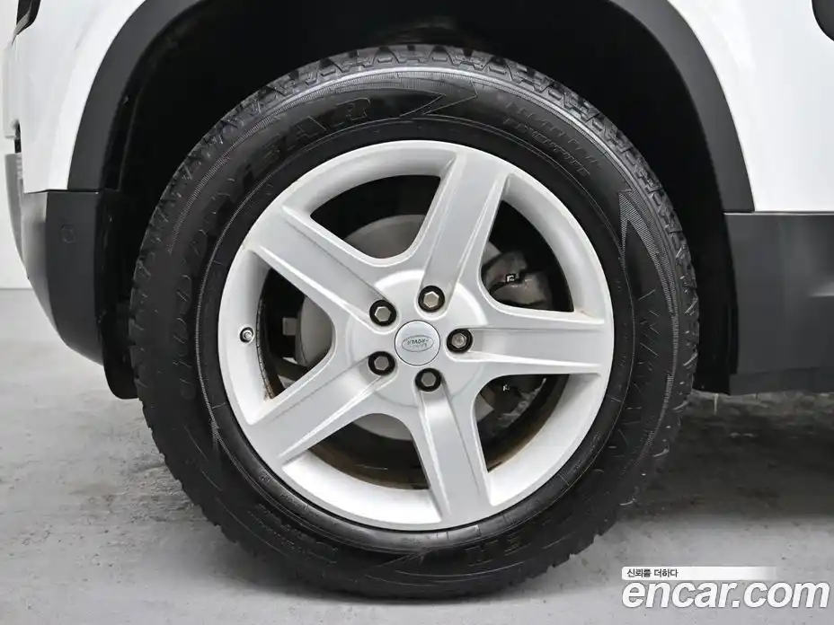 Land Rover Defender 2020 2.0 Автомат в Москве № 166868, фото 5