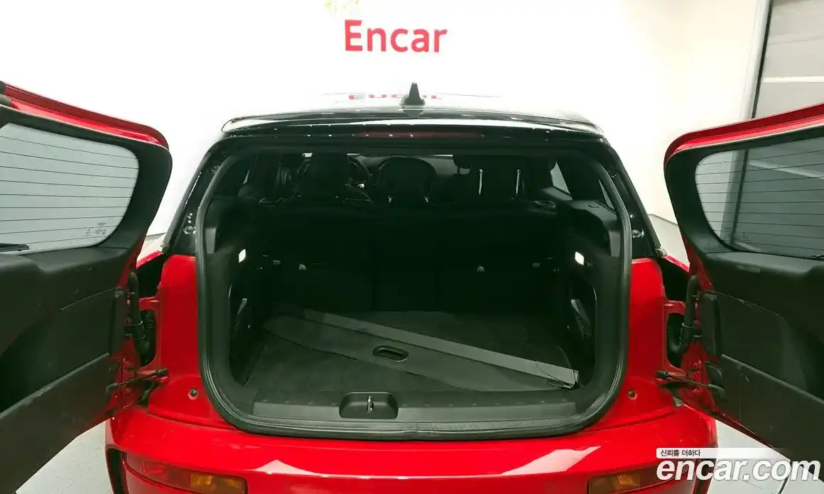 Mini Clubman 2023 2.0 Автомат в Москве № 166925, фото 20