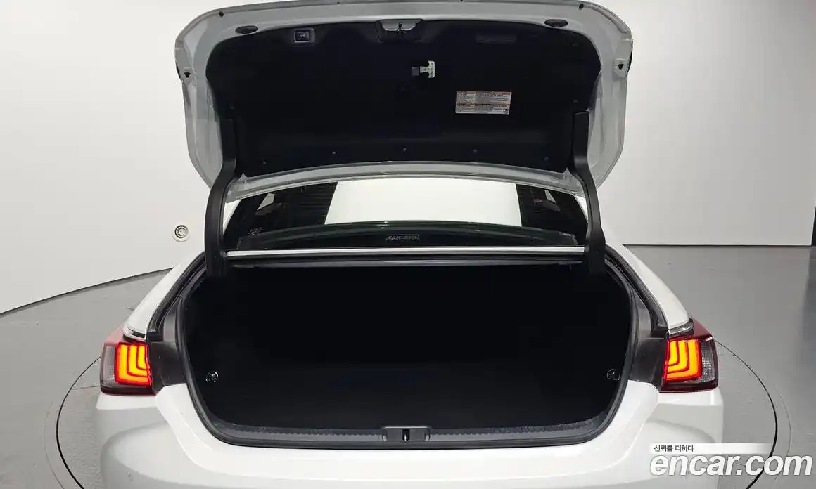 Lexus ES 2023 2.5 Автомат в Москве № 168082, фото 19