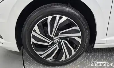 Volkswagen Jetta, 2020