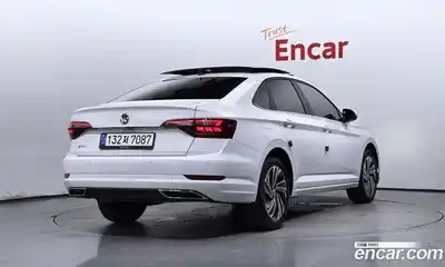 Volkswagen Jetta 2020 1.4 Автомат в Москве № 168467, миниатюра 2