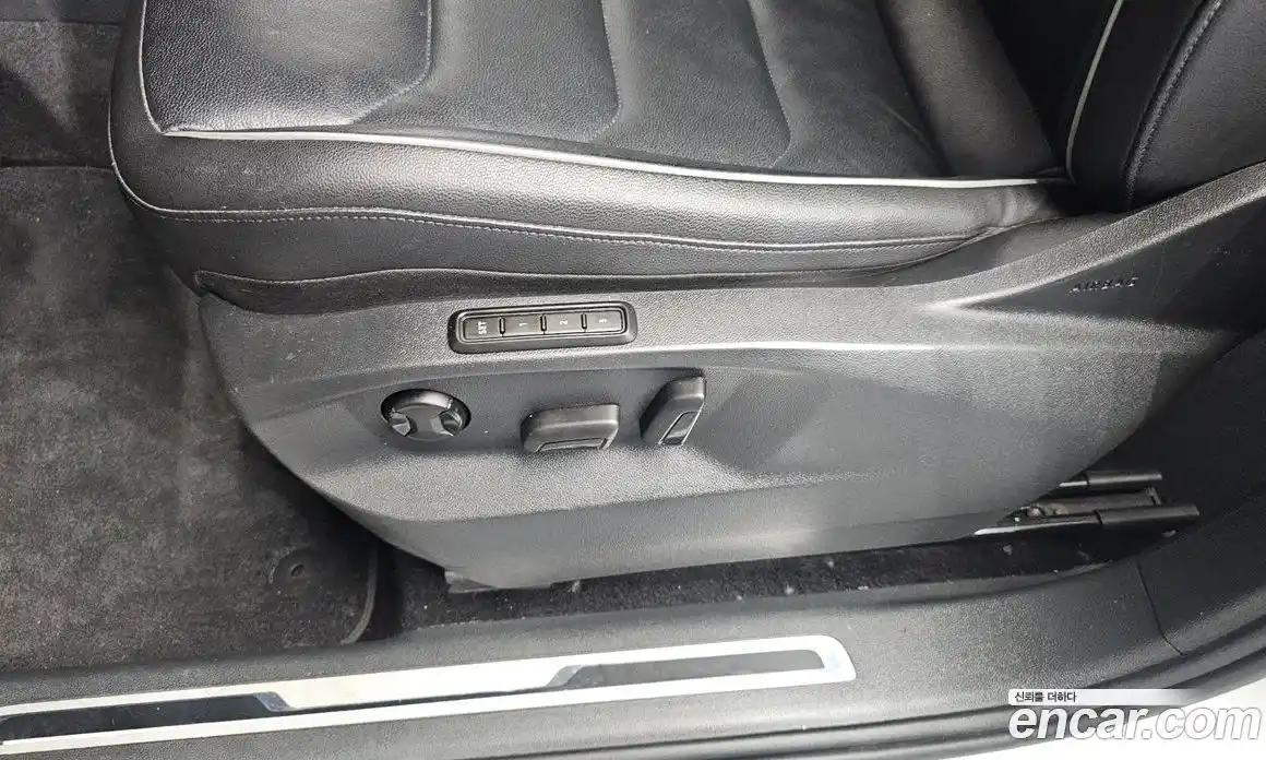 Volkswagen Tiguan 2020 2.0 Автомат в Москве № 169105, фото 18