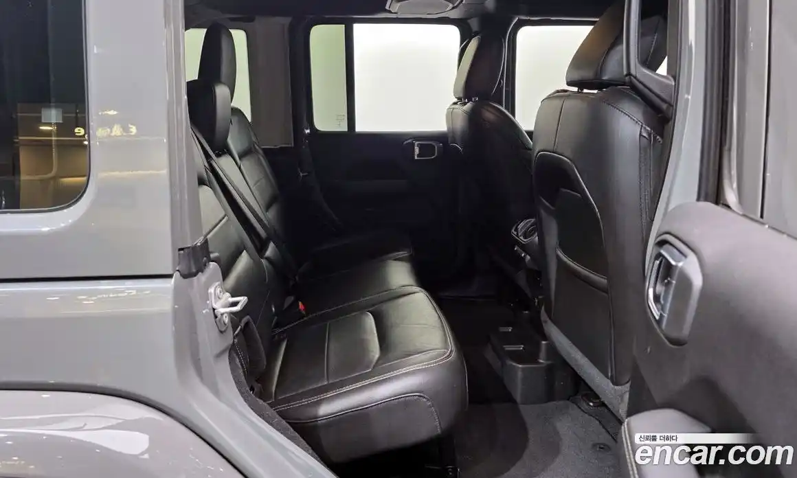 Jeep Wrangler 2023 2.0 Автомат в Москве № 169617, фото 1