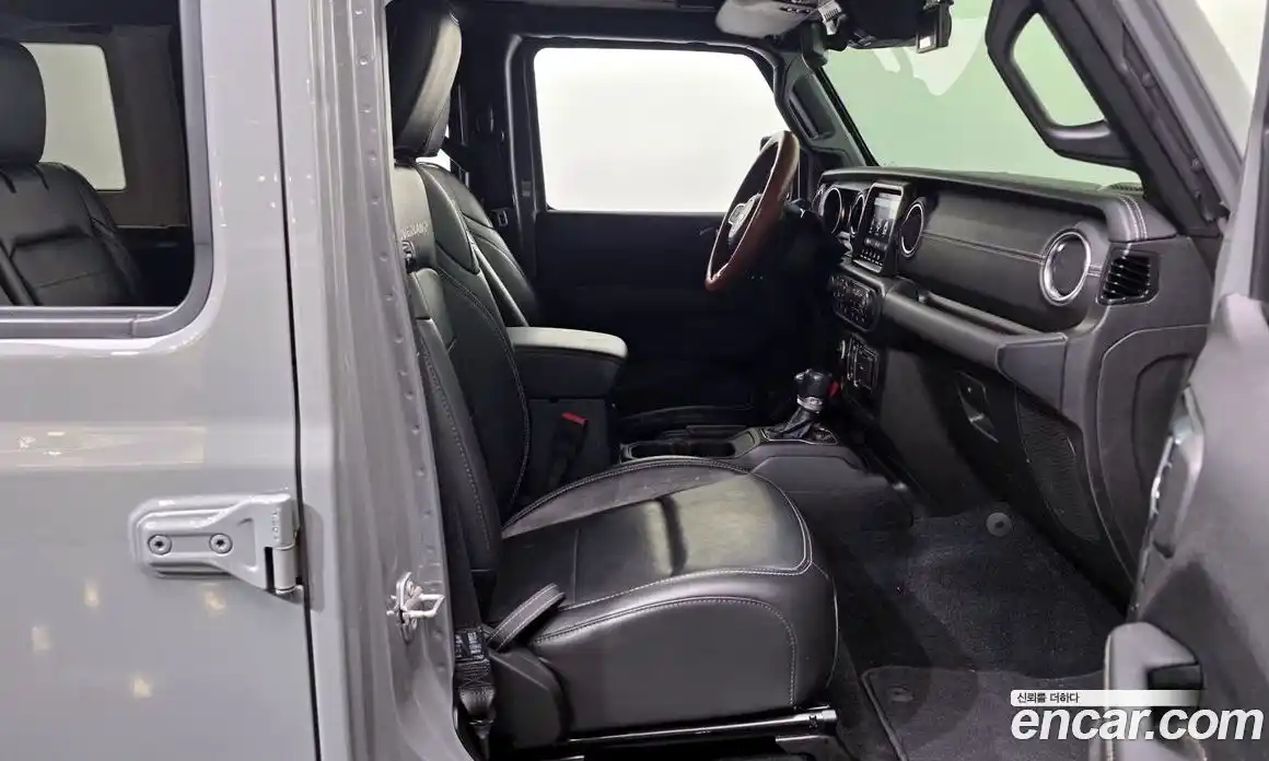 Jeep Wrangler 2023 2.0 Автомат в Москве № 169617, фото 12