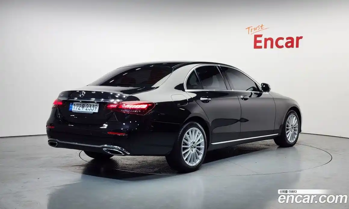 Mercedes-Benz E-Class 2022 2.0 Автомат в Москве № 178847, фото 14