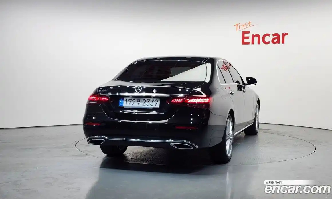 Mercedes-Benz E-Class 2022 2.0 Автомат в Москве № 178847, фото 15