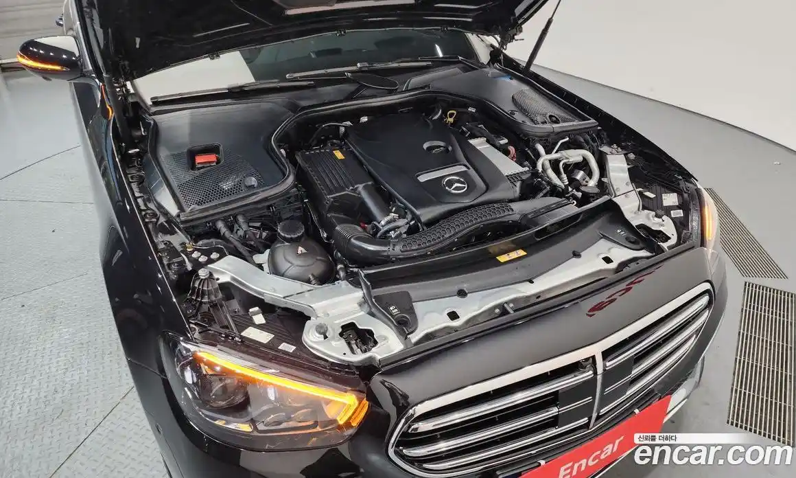 Mercedes-Benz E-Class 2022 2.0 Автомат в Москве № 178847, фото 8