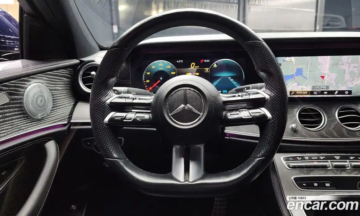 Mercedes-Benz E-Class 2021 2.0 Автомат в Москве № 183720, фото 17