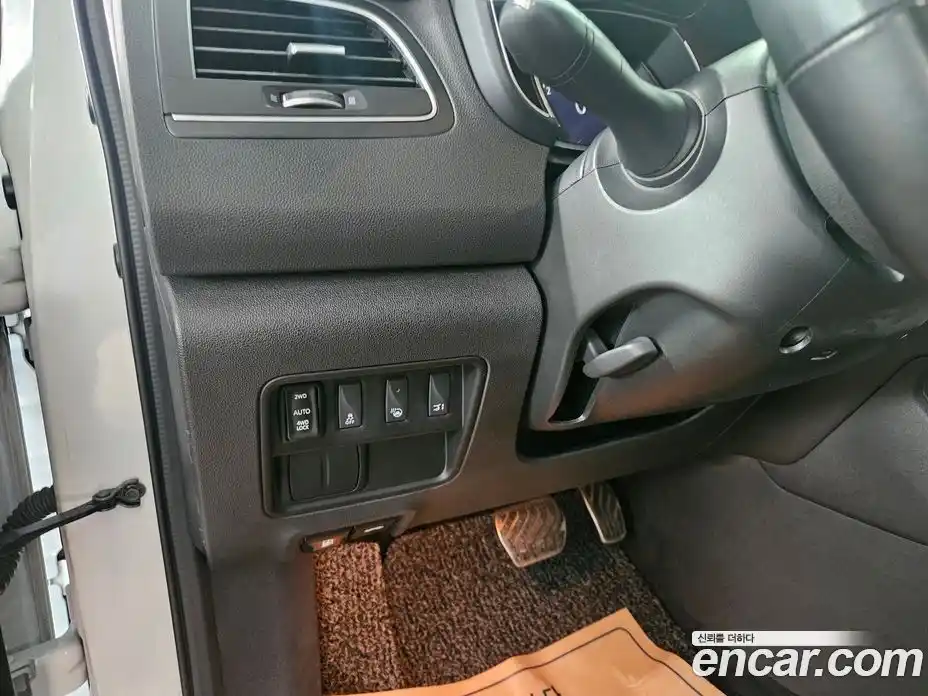 Renault QM6 2017 2.0 Автомат в Москве № 185787, фото 19