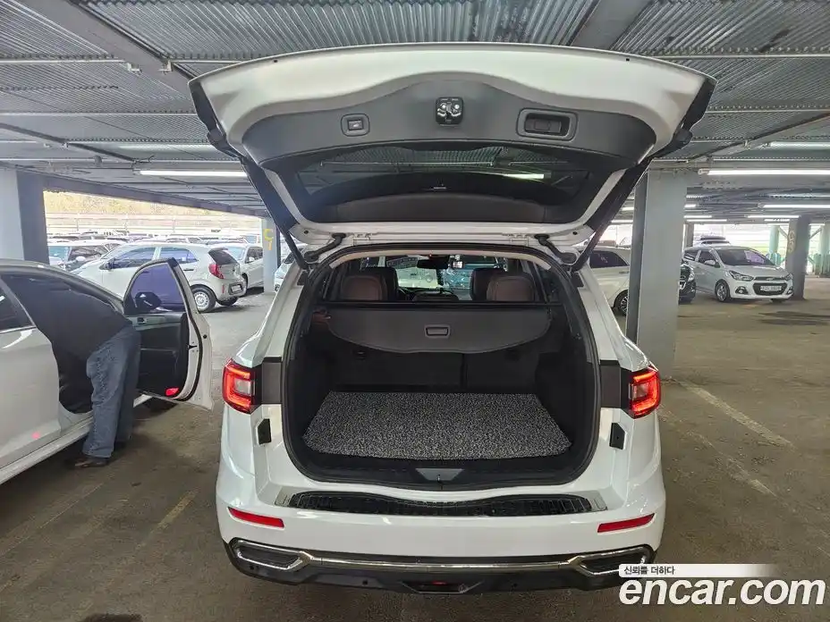 Renault QM6 2017 2.0 Автомат в Москве № 185787, фото 20