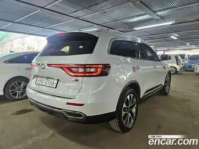 Renault QM6 2017 2.0 Автомат в Москве № 185787, миниатюра 2