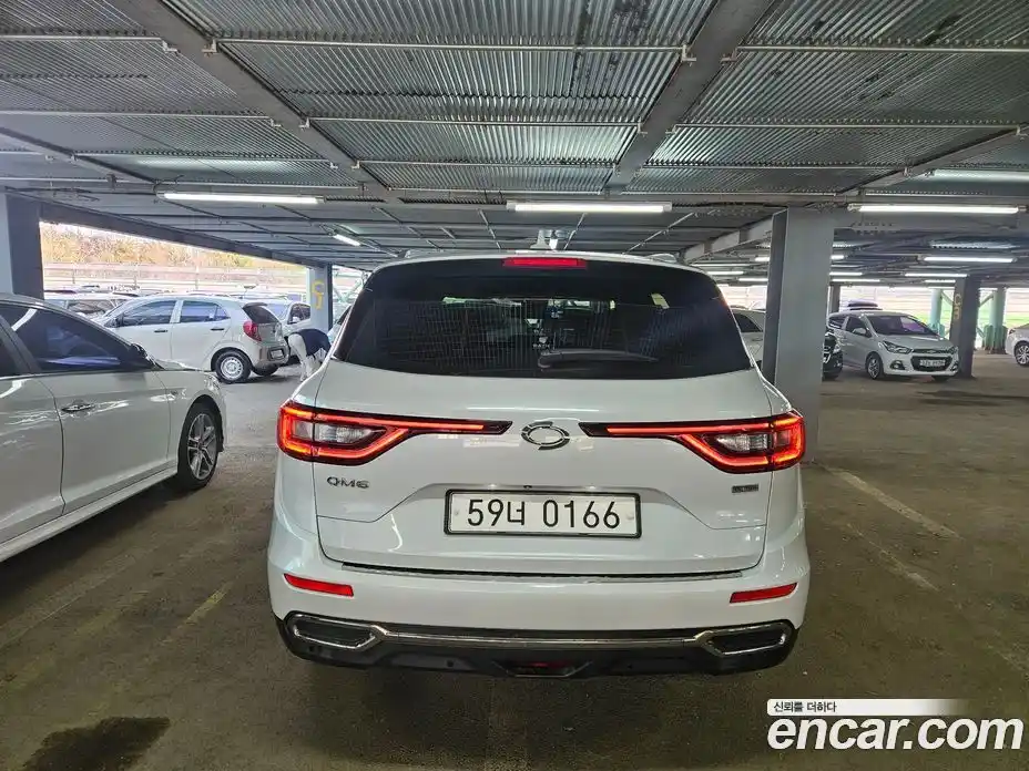 Renault QM6 2017 2.0 Автомат в Москве № 185787, фото 4