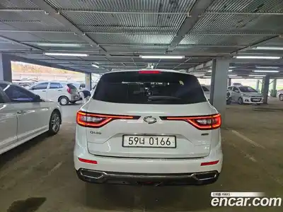 Renault QM6 2017 2.0 Автомат в Москве № 185787, миниатюра 4