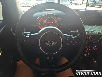 Mini Cooper 2016 1.5 Автомат в Москве № 188310, миниатюра 11