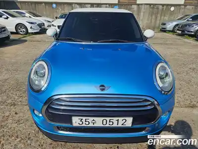 Mini Cooper 2016 1.5 Автомат в Москве № 188310, миниатюра 2