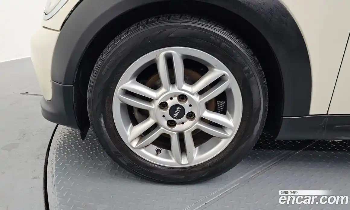 Mini Roadster 2014 1.6 Автомат в Москве № 191296, фото 5