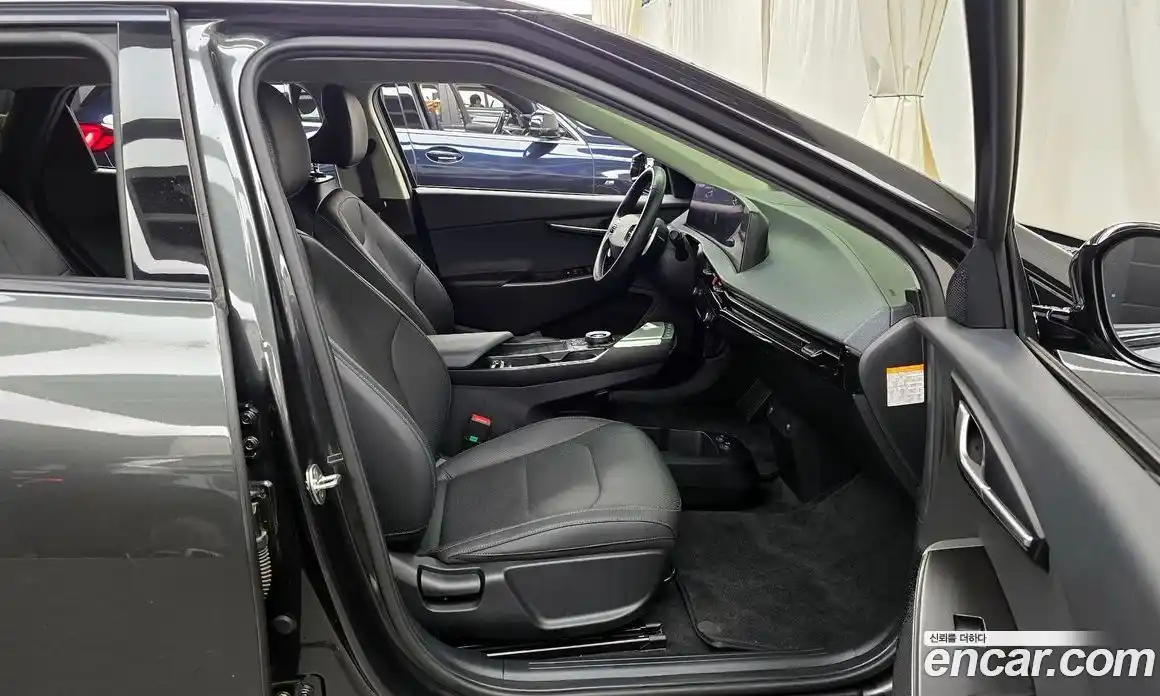 Kia EV6 2022 0.1 Автомат в Москве № 19339, фото 10