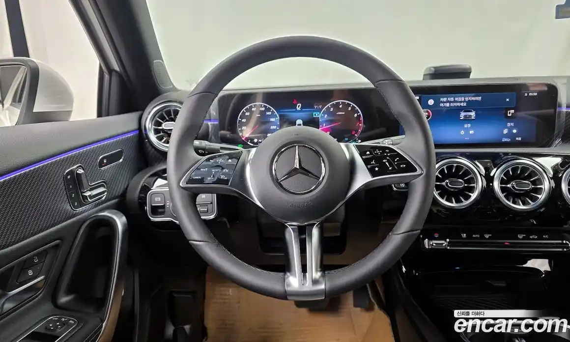 Mercedes-Benz A-Class 2025 2.0 Автомат в Москве № 193572, фото 16