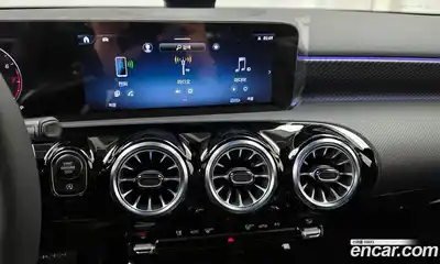 Mercedes-Benz A-Class 2025 2.0 Автомат в Москве № 193572, миниатюра 2