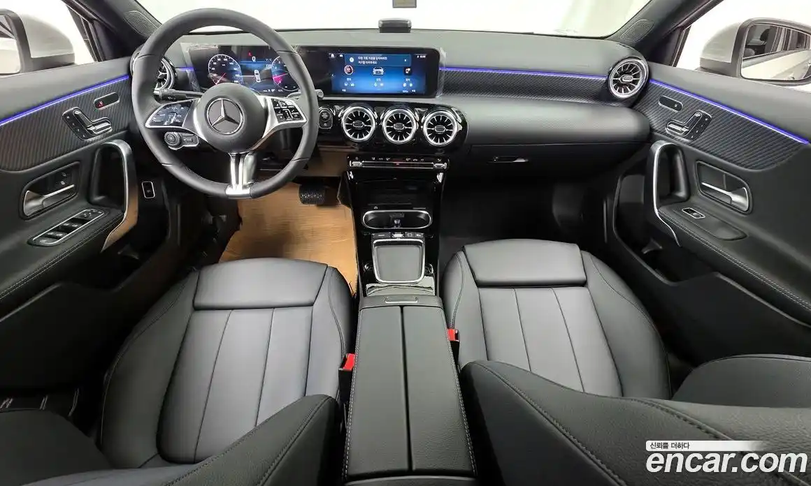 Mercedes-Benz A-Class 2025 2.0 Автомат в Москве № 193572, фото 10