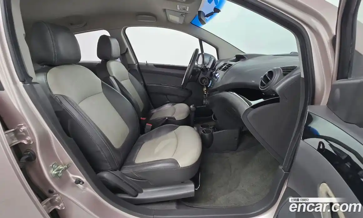 Chevrolet Spark 2012 1.0 Автомат в Москве № 1936, фото 12