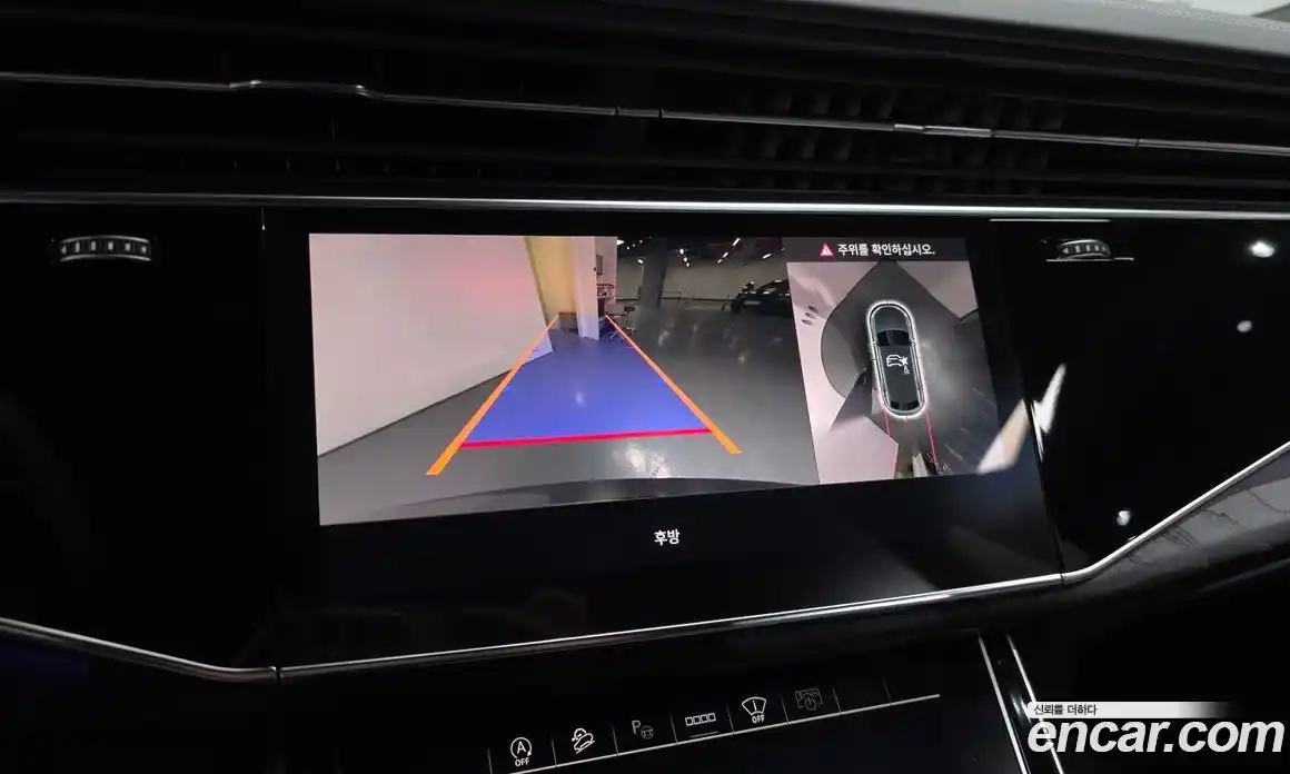 Audi Q8 2023 3.0 Автомат в Москве № 195991, фото 14