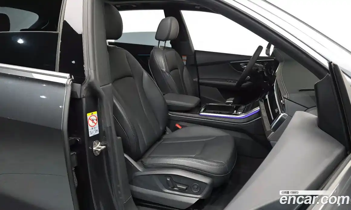 Audi Q8 2023 3.0 Автомат в Москве № 195991, фото 9