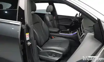Audi Q8 2023 3.0 Автомат в Москве № 195991, миниатюра 9