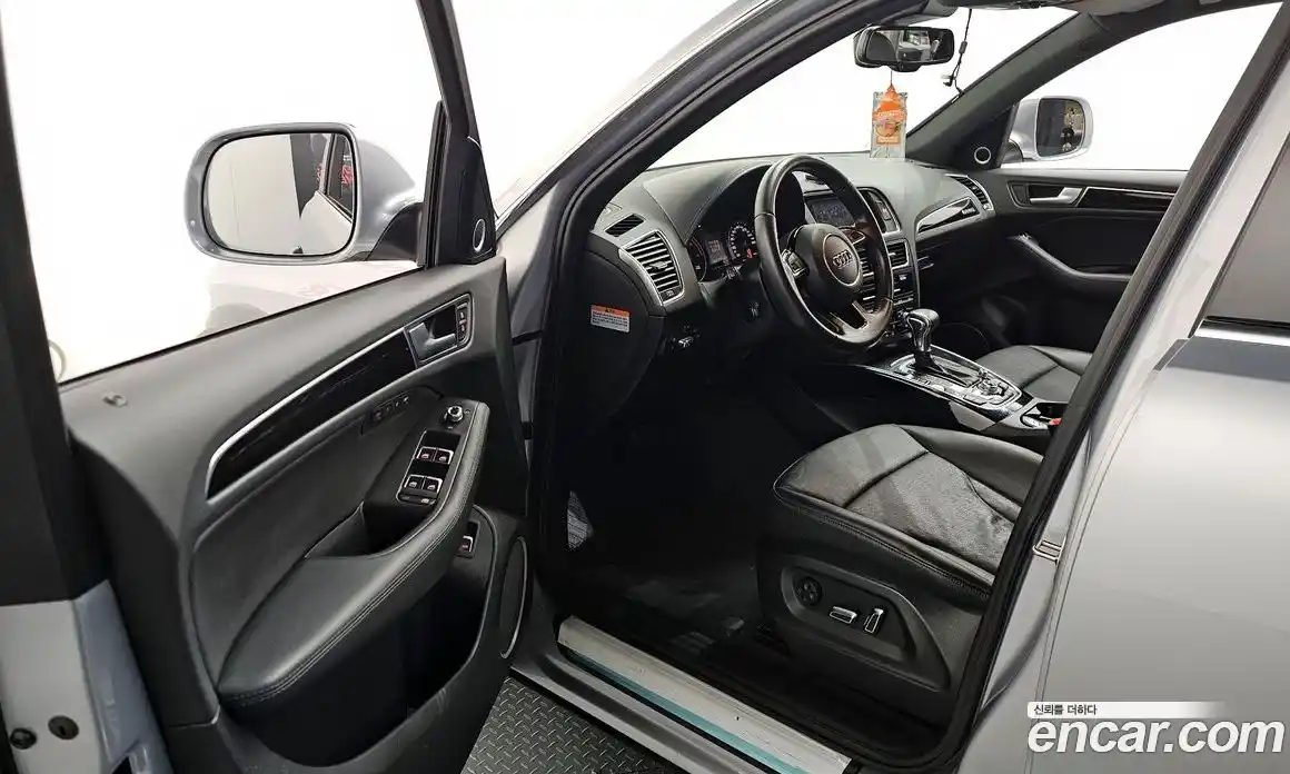 Audi Q5 2015 3.0 Автомат в Москве № 196339, фото 6