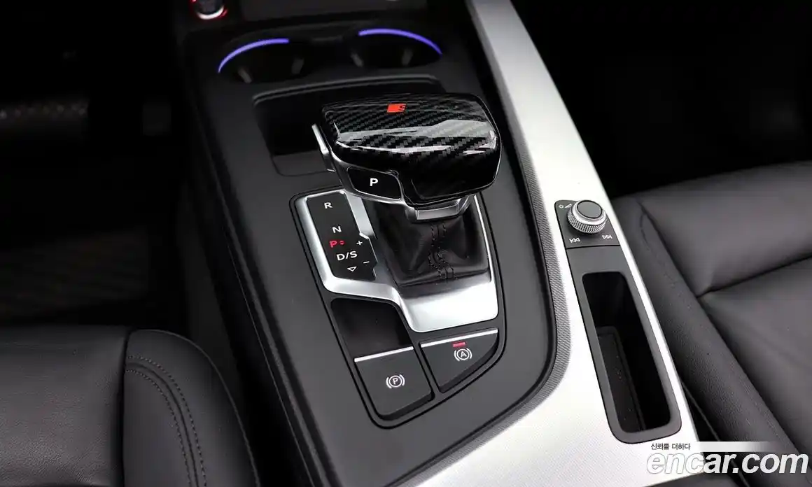 Audi A4 2020 2.0 Автомат в Москве № 196739, фото 9