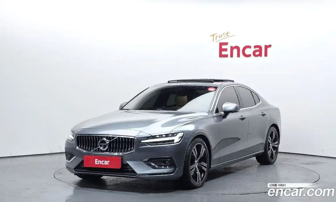 Volvo S60 2020 2.0 Автомат в Москве № 196974, фото 3