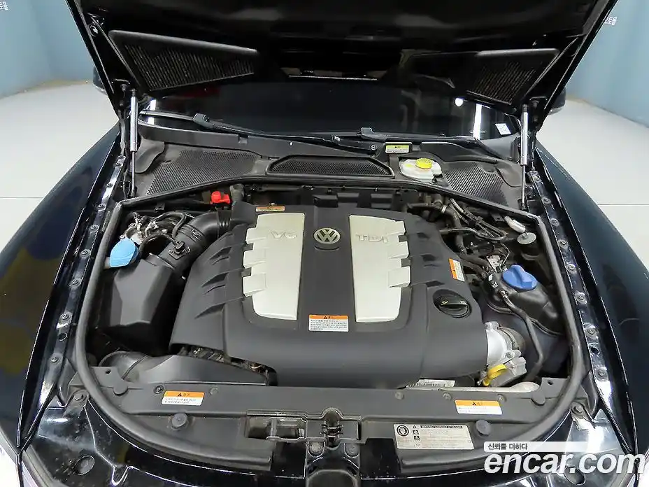 Volkswagen Phaeton 2015 3.0 Автомат в Москве № 199352, фото 6